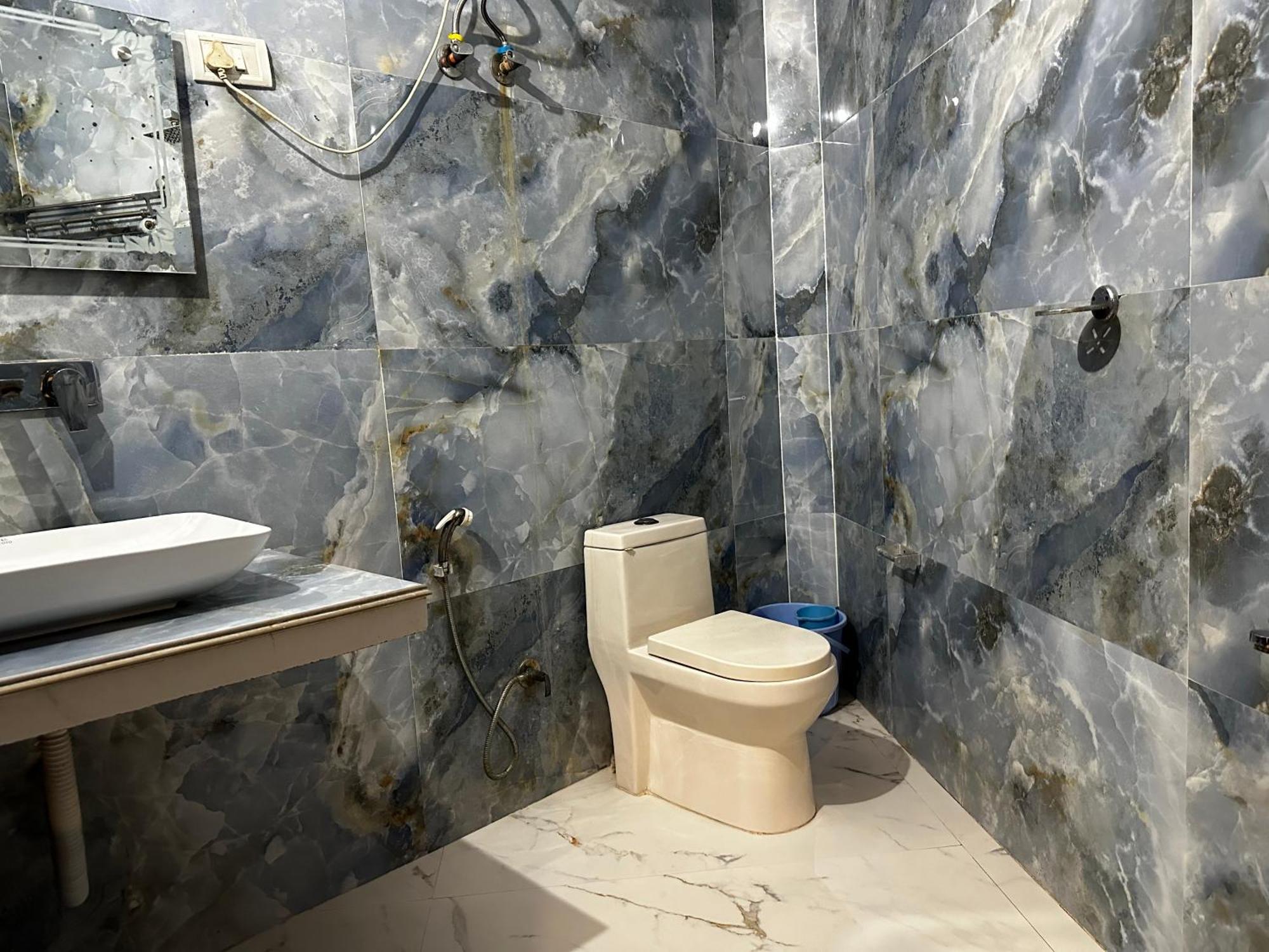 Taj Castle A Boutique Homestay Агра Экстерьер фото