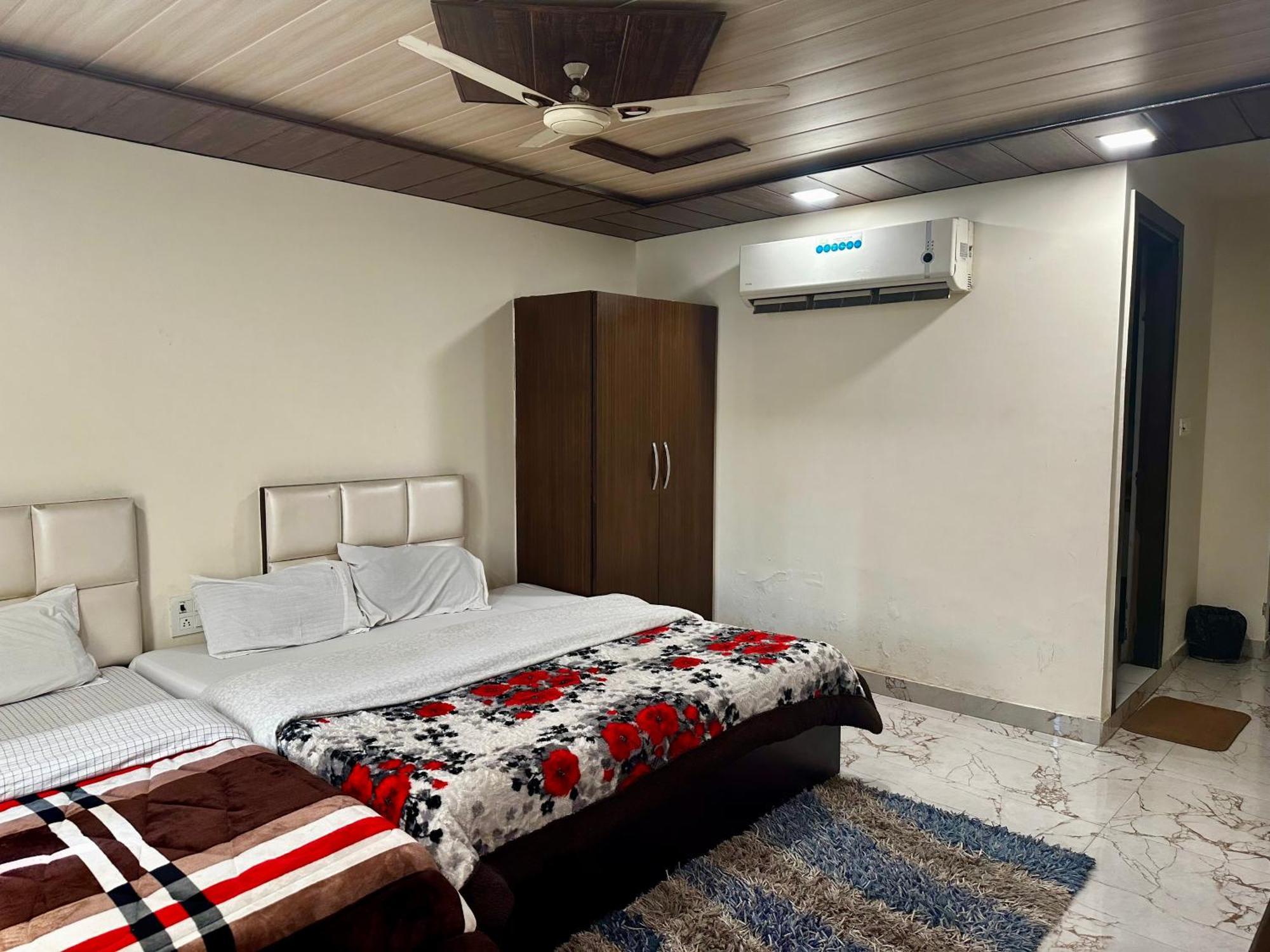 Taj Castle A Boutique Homestay Агра Экстерьер фото
