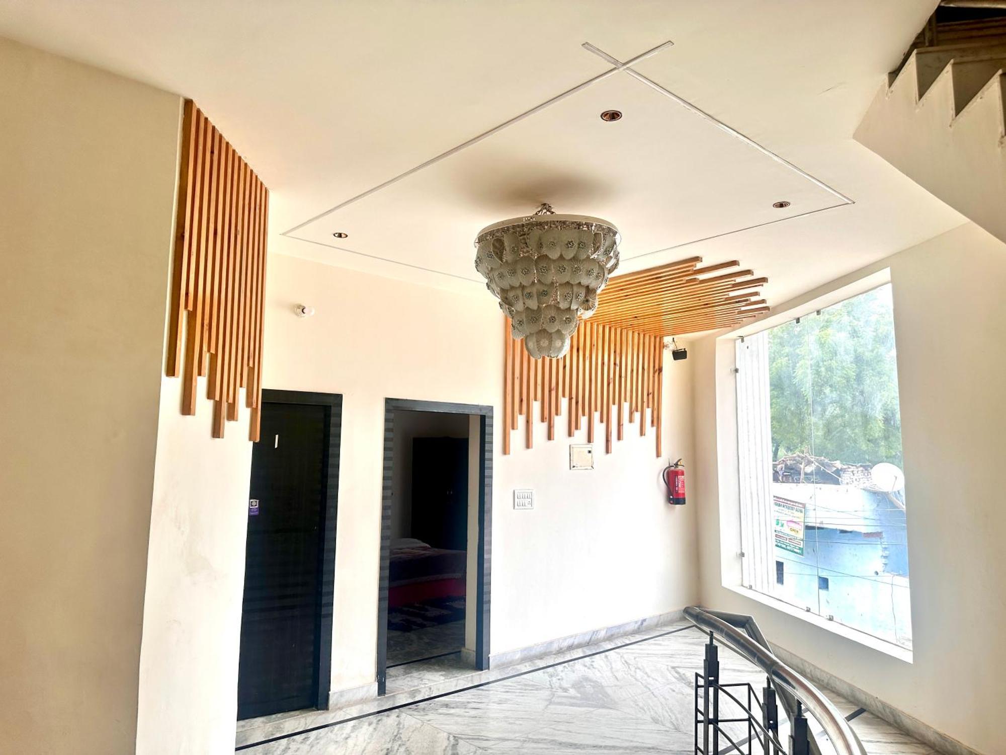 Taj Castle A Boutique Homestay Агра Экстерьер фото