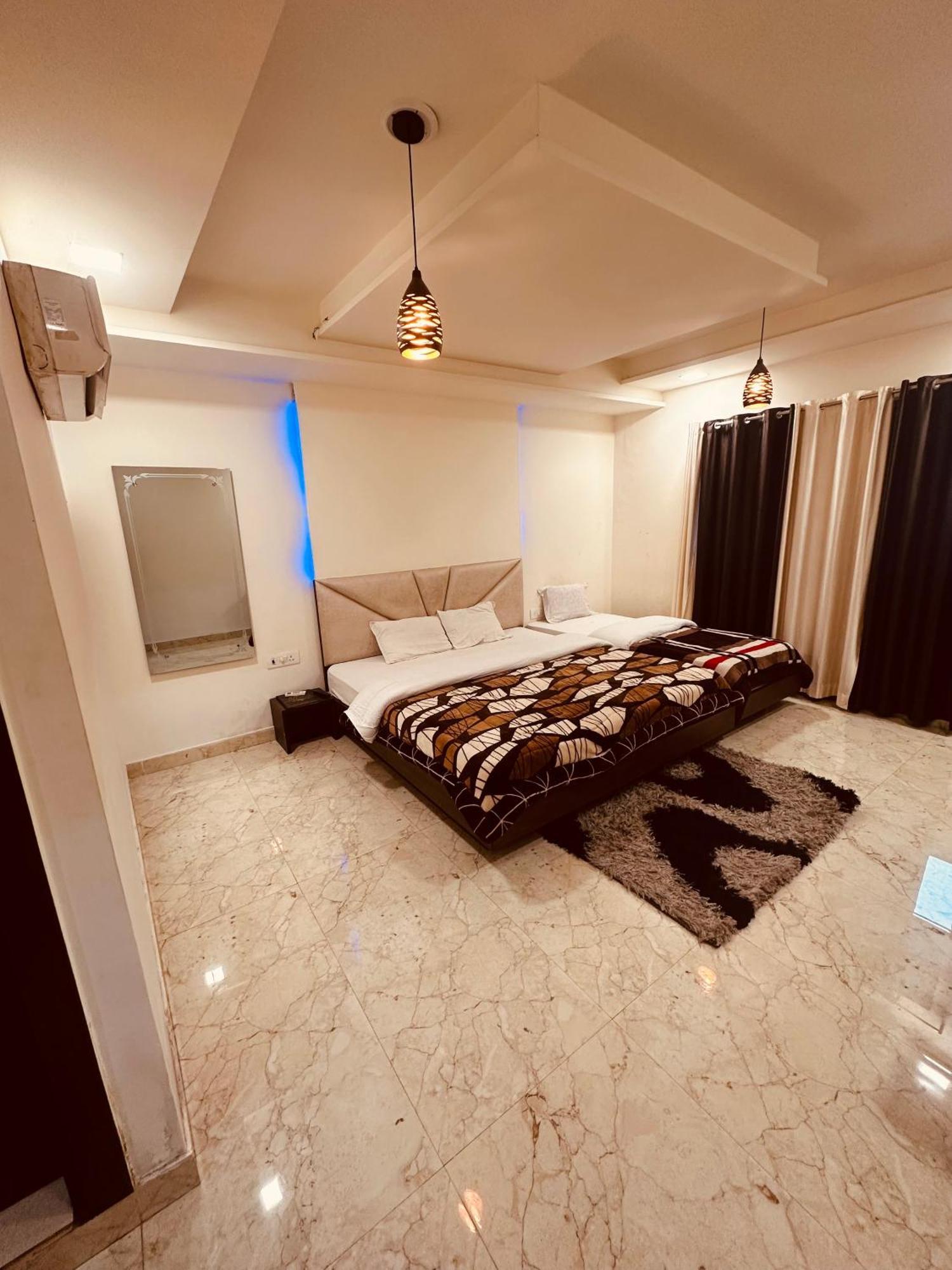 Taj Castle A Boutique Homestay Агра Экстерьер фото