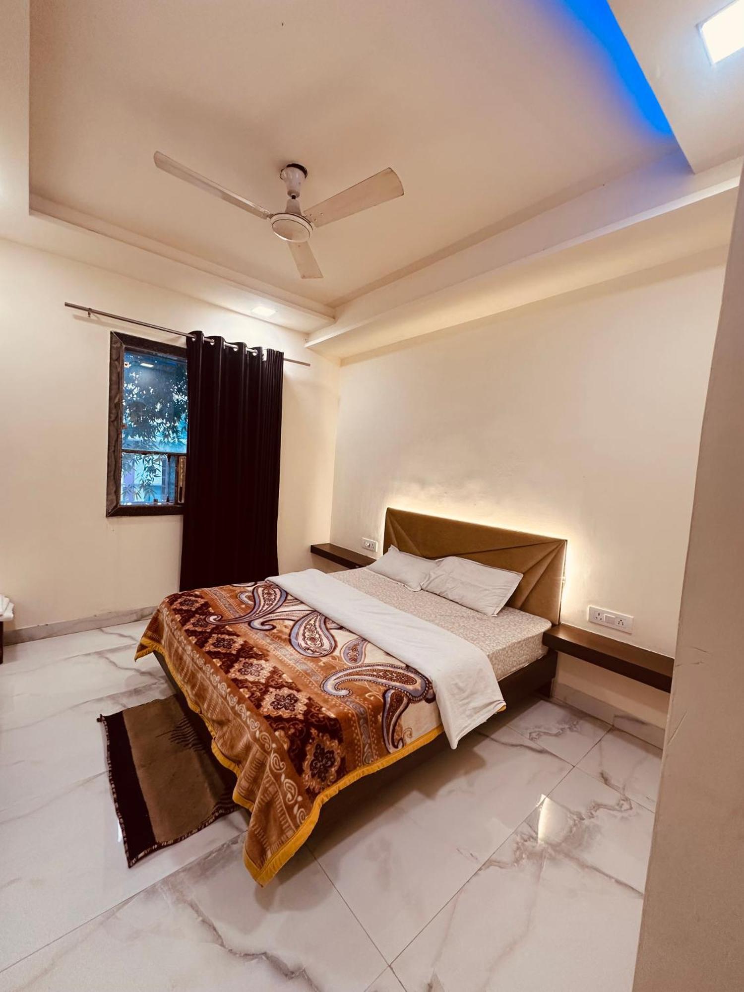 Taj Castle A Boutique Homestay Агра Экстерьер фото